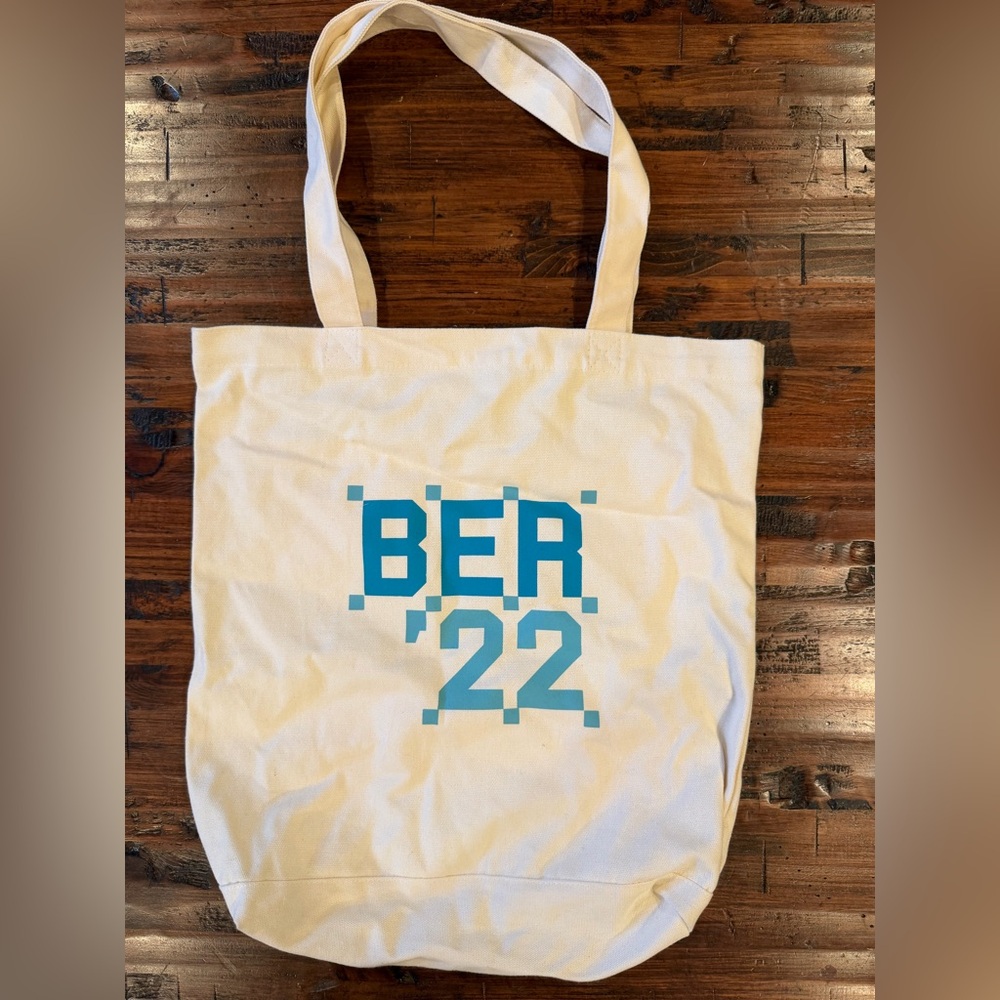 BE'R '22 White Canvas Tote with Teal Print Tracksmith